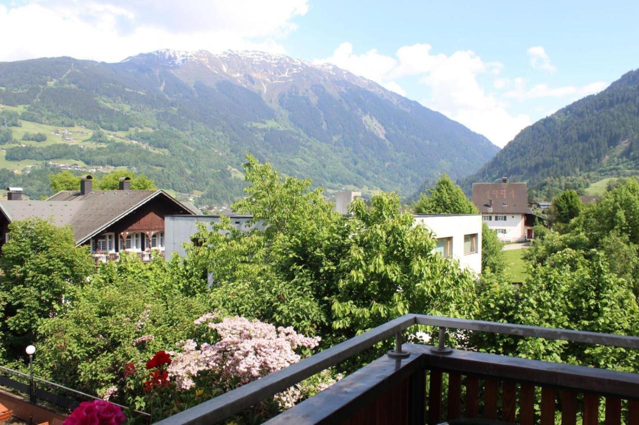 Wanderhotel Garni Cresta Schruns Bagian luar foto